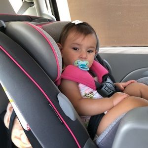 Meet your Posher, Chloe